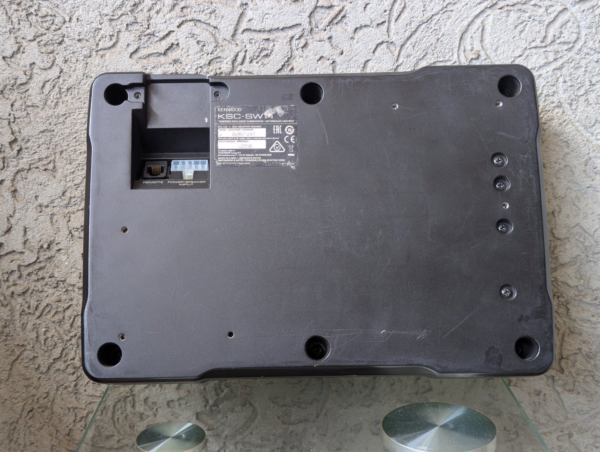 mtronics_'s tweet image. Kenwood KSC-SW11 Compact Powered Subwoofer is the perfect upgrade for your car audio system—small in size, BIG on performance. 🚗🔊
KSH 15,000
📞Call/what's app us via +2354738240939 to place your order.