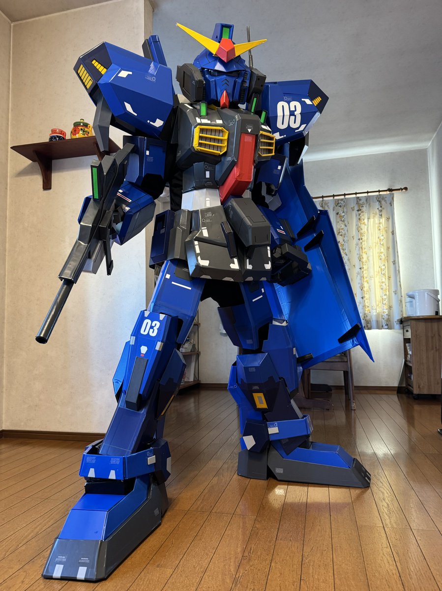 なんとか衣装完成しました…！ コミックマーケット2日目はガンダムMk-ii