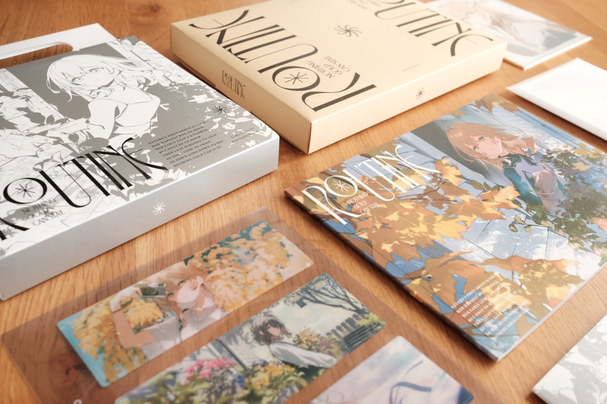 引き取り手様が決まりました。 新刊セットの実物サンプルです！帯紙を特注で取っ手付きの形に仕上げて