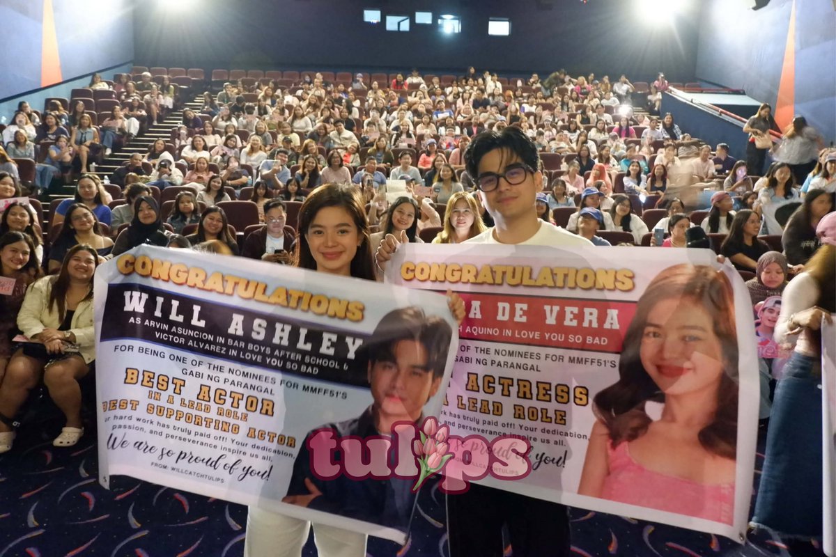 tulips 💐 tweet media