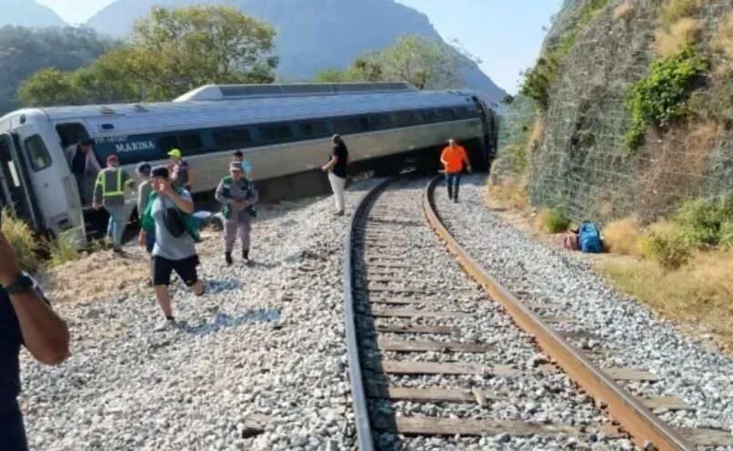 At least 13 people have been killed and 98 others injured after a passenger train derailed in southern Mexico on Sunday, the Mexican Navy reported. The train was carrying approximately 250 passengers. The accident took place in Asunción Ixtaltepec, in the state of Oaxaca, along