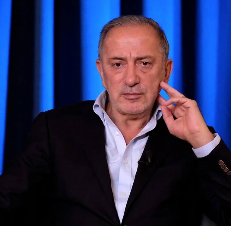 Bugün hakkında tahliye kararı verilen Fatih Altaylı’nın ömründen yok yere 6 ay çalındı. 

Muhalefet eden; düşünen, konuşan, yazan, çizen herkesi düşmanlaştıran iktidar, çaldığı hayatların hesabını nasıl verecek? 

Gazetecilik suç değildir! <a href="/fatihaltayli/">Fatih Altayli 🔴🇹🇷</a>