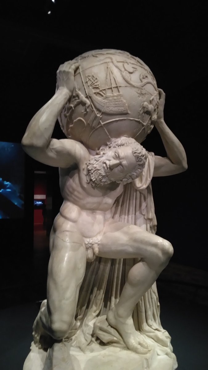 Kichiro_Chapman's tweet image. 今回の冬コミ、このファルネーゼのアトラス・天空のアトラスコスプレをしてのける剛の者はおいでなのだろうか？
風邪に注意！　あと下半身注意！　もっと注意！
#冬コミ  #コミケ2025