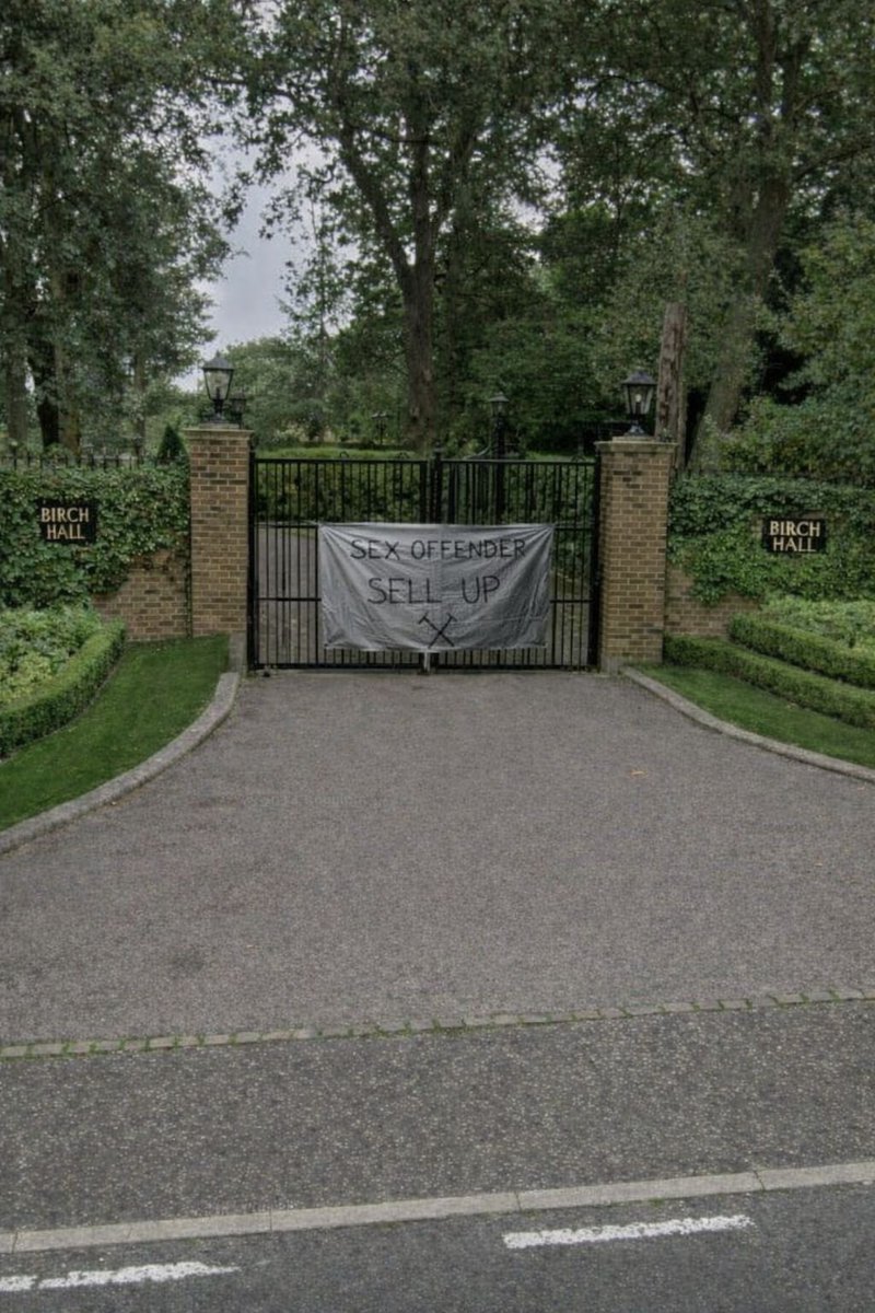 paulnobbyturner's tweet image. Seems David Sullivan has had a visit 🤣🤣 #NoMoreBS