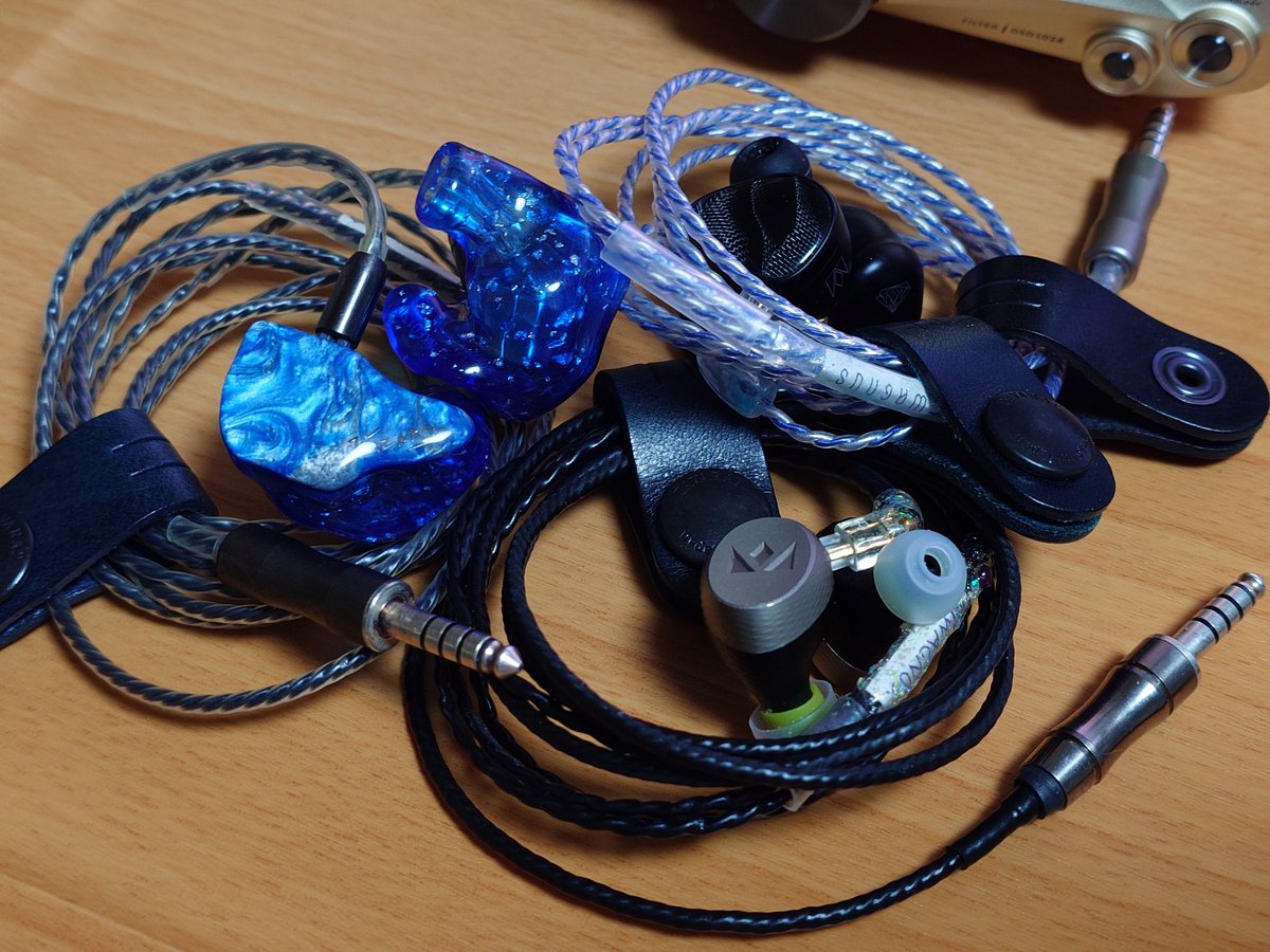 Noble audio Katana 美品 Noble Audio 【中古】KATANA ユニバーサルIEM 【NOB-KATANA】【秋葉原