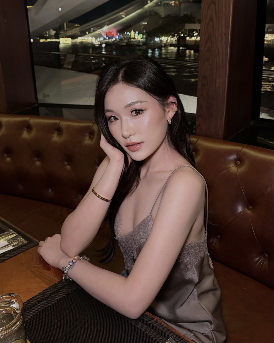 SaraSupatsara tweet media