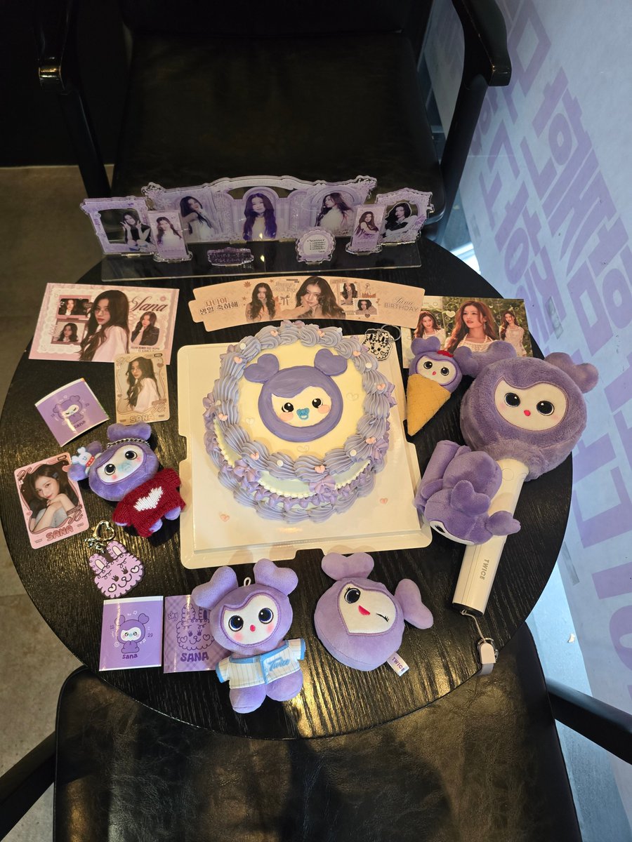 Autumn Bliss tweet media