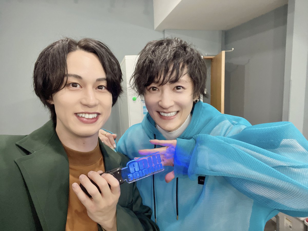 ひなイベ『HINAMARINE』
ありがとうございました☺️✨

想いがありまして！！
長くなります！！！！！！🙏笑

朗読劇ほんとに楽しかった！！！
超刺激的だった！！！！

MCでも少し触れさせてもらいましたが
僕実は数年前に声優デビューして
その声優ユニットで
LIVE活動していた時期がありまして