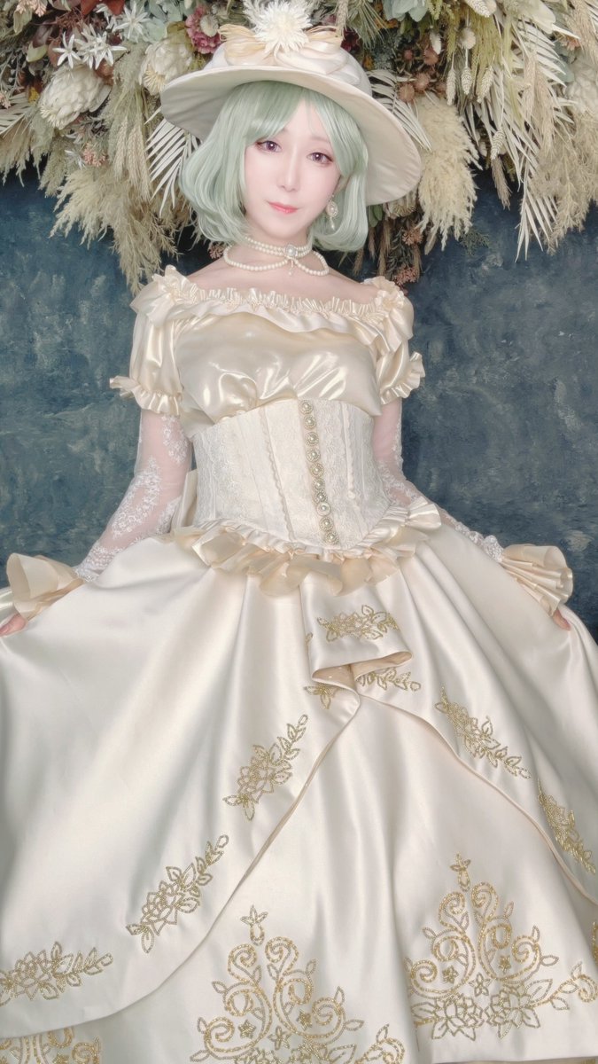 17naco's tweet image. みてーーーー😭😭😭頑張った！！！この🎈🤖したかったんだけどルナさんが黒百合作る気なかった。ので、カメラマンを囲い込んで成し得ました🫶🫶🫶🫶🫶ルナさん作ってくれてありがとう！恭太郎氏囲い込みに協力してくれてありがとう！高級アシスタント木佐さんありがとう🫶🫶ありがとう！！！