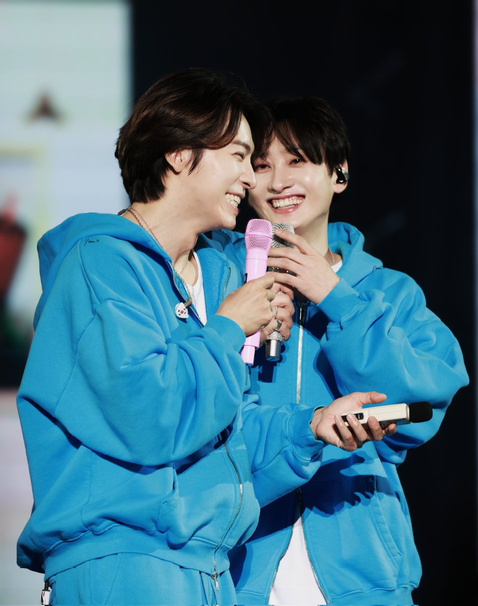 yyan_ELF's tweet photo. 20251228 D&amp;E Home Coming 1회차

ㅎㅎㅎ 

#Donghae #李東海 #동해 #이동해 #ドンへ
 #Eunhyuk #李赫宰 #은혁 #HyukJae #혁재 #ウニョク https://t.co/e6c76iJZeQ