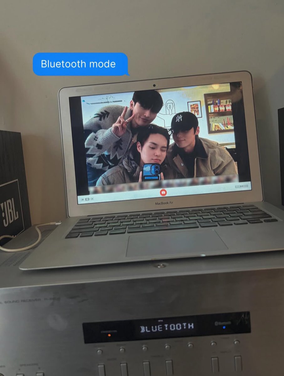 WANNABOND's tweet photo. 251229 Daehwi Instapost with Minhyun &amp; Jisung #이대휘 #황민현 #윤지성 

🦦: The cool hyungs who often treat me to meals and coffee 🩵 *insert Wanna One - Spring Breeze*

#WANNABOND #WannaOne #워너원 https://t.co/c5ldhbYwr7