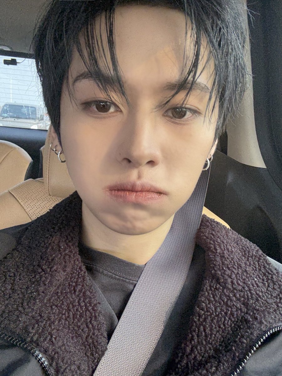 나 단건 별로.. 해놓고 두쫀쿠 떵개하고 인증샷까지 보내준 내토끼