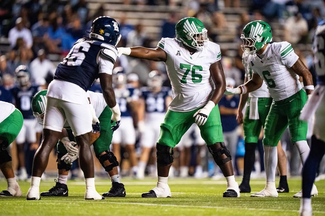 North Texas offensive tackle Desmond Magiya is entering the transfer portal, his rep <a href="/cjrecruiting2/">CJ Recruiting + AURA Sports</a> tells <a href="/PeteNakos/">Pete Nakos</a>. 

The 6-foot-5, 329-pound OL did not allow a sack this season. 

on3.com/transfer-porta…