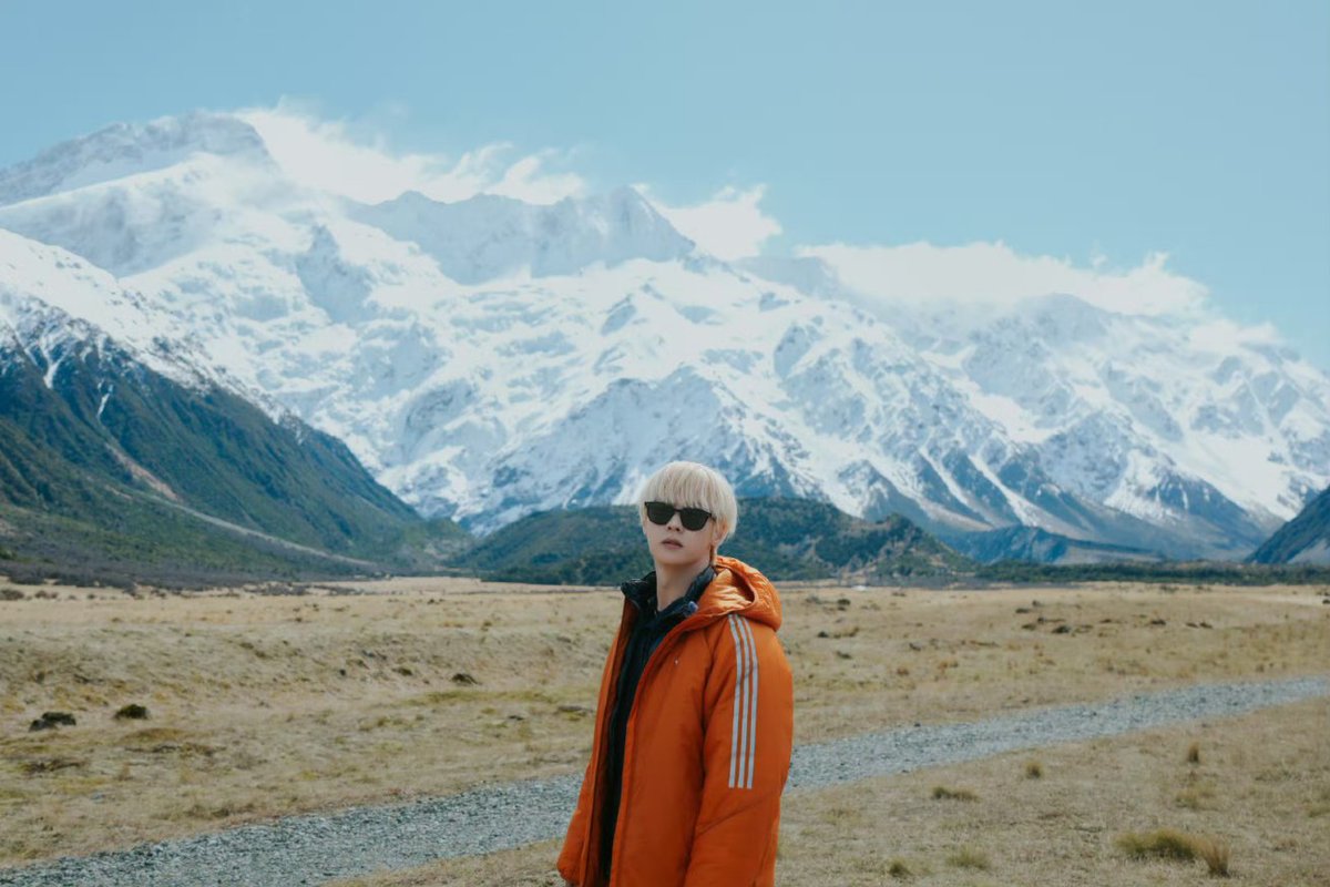 dailykunxd's tweet image. 251229 #Kun weibo update

Original photos drop
🔗weibo.com/6988800170/524…

1/3

#쿤 #钱锟 #クン #QIANKUN  
#WayV #威神V #웨이션브이