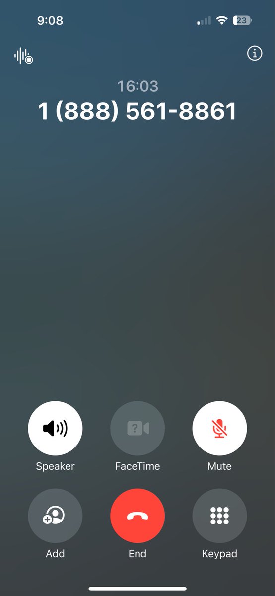 KaylaMadeInPink's tweet photo. @TDBank_US this is how long u gotta wait for a supervisor to tell u why your information was stolen #viral #viralvideo #fraud #tdbank https://t.co/Yp4ia9fpDA