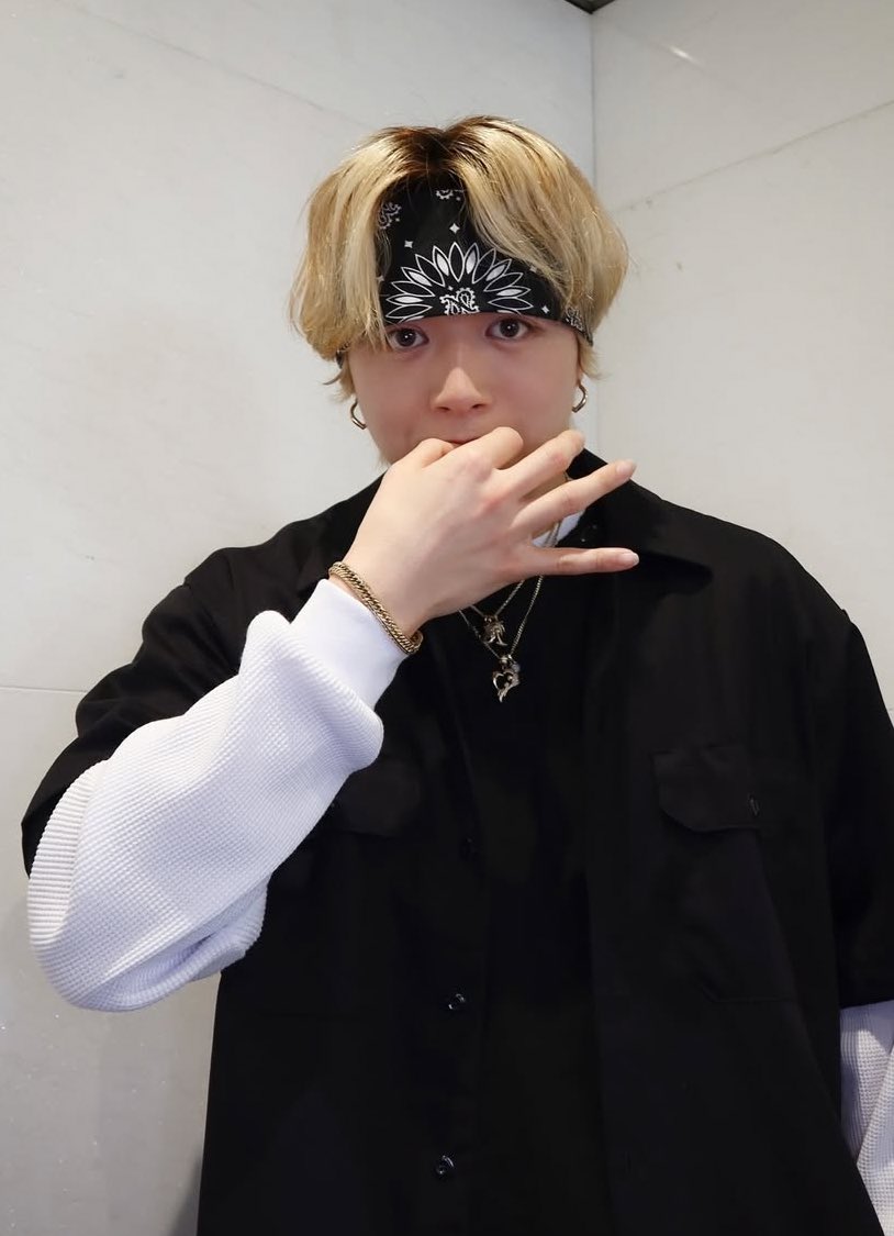 これはもう5枚目のソウタじゃんwww （左Mステ、右今年イチバン）