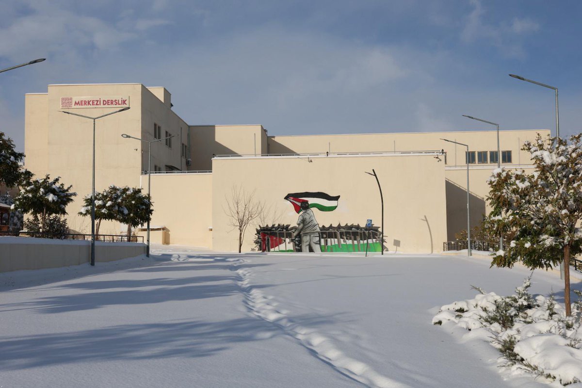 Kar ve Kampüs…
<a href="/mardinartuklu/">Mardin Artuklu Üniversitesi</a>