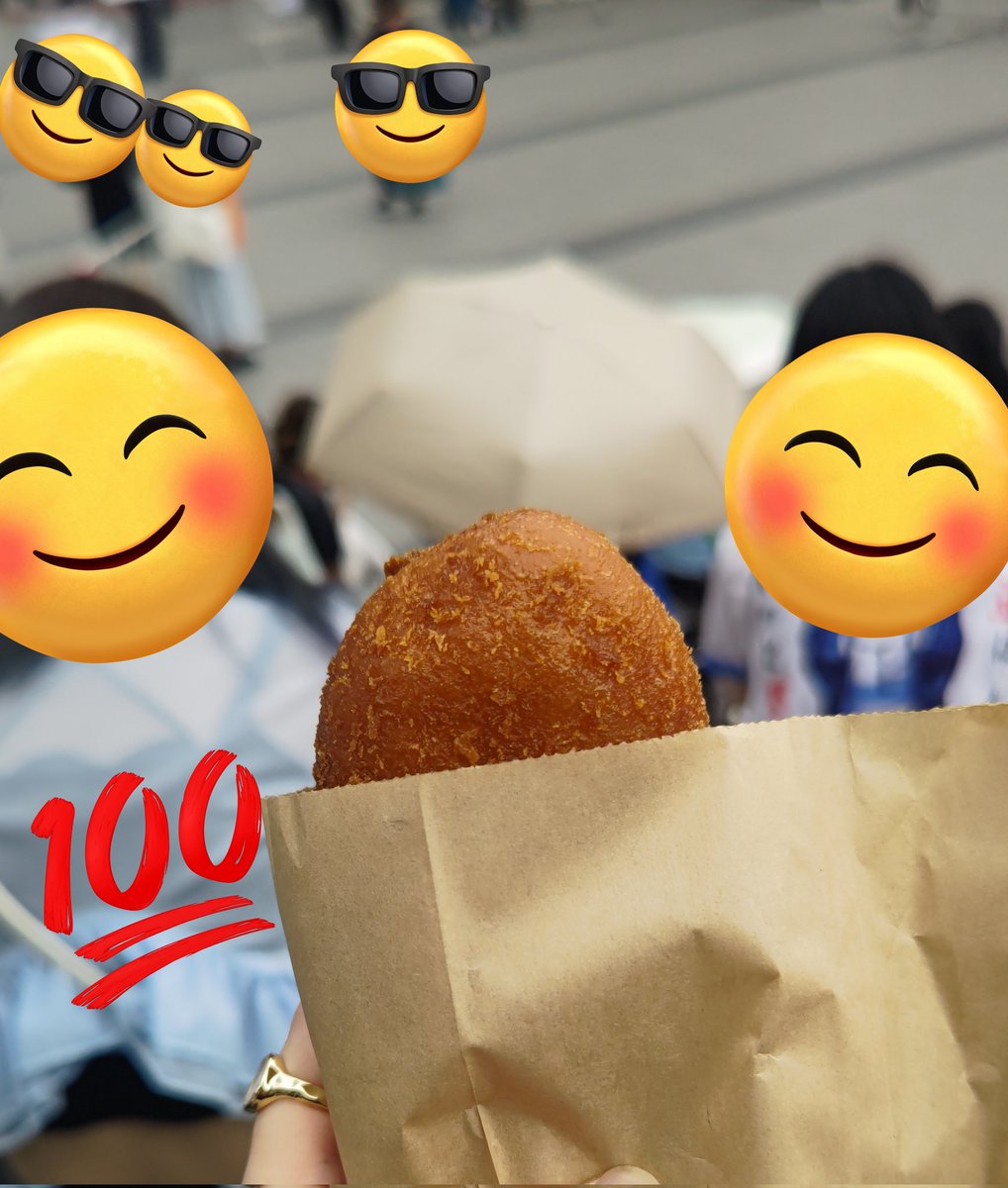 ou_ewe's tweet image. その3(まだまだ…続きますね)
10th横浜、ゲン❄誕、FiFS展サッポロ冒頭まで……3枚目は整理券が当たってはじめて食べたカレ～パン(激美味)、4枚目は飛行機のおともにお連れしたお守り✈️