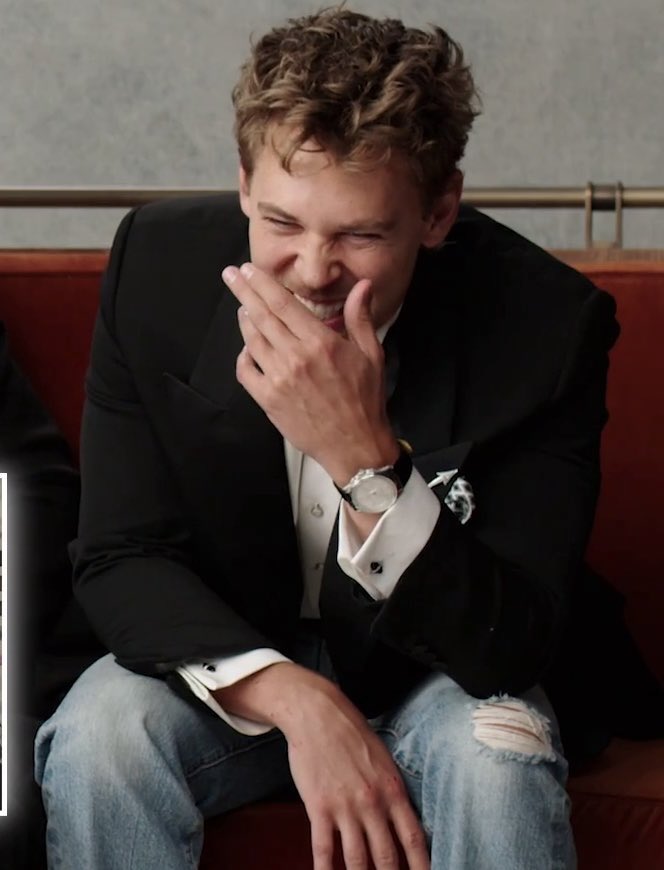 BBButler91's tweet image. Happy Monday Y'all!! Let's make the last week of 2025 a good one!!