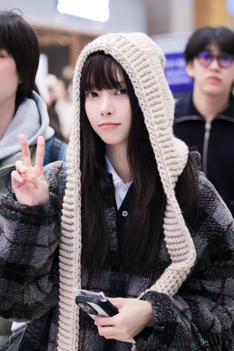 celestial0115's tweet image. 251228    

#윤아 #아일릿 #ILLIT #YUNAH