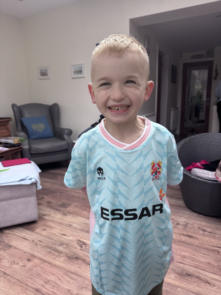 Looking forward to wearing his new shirt to the game tonight! <a href="/TranmereRovers/">Tranmere Rovers FC</a>