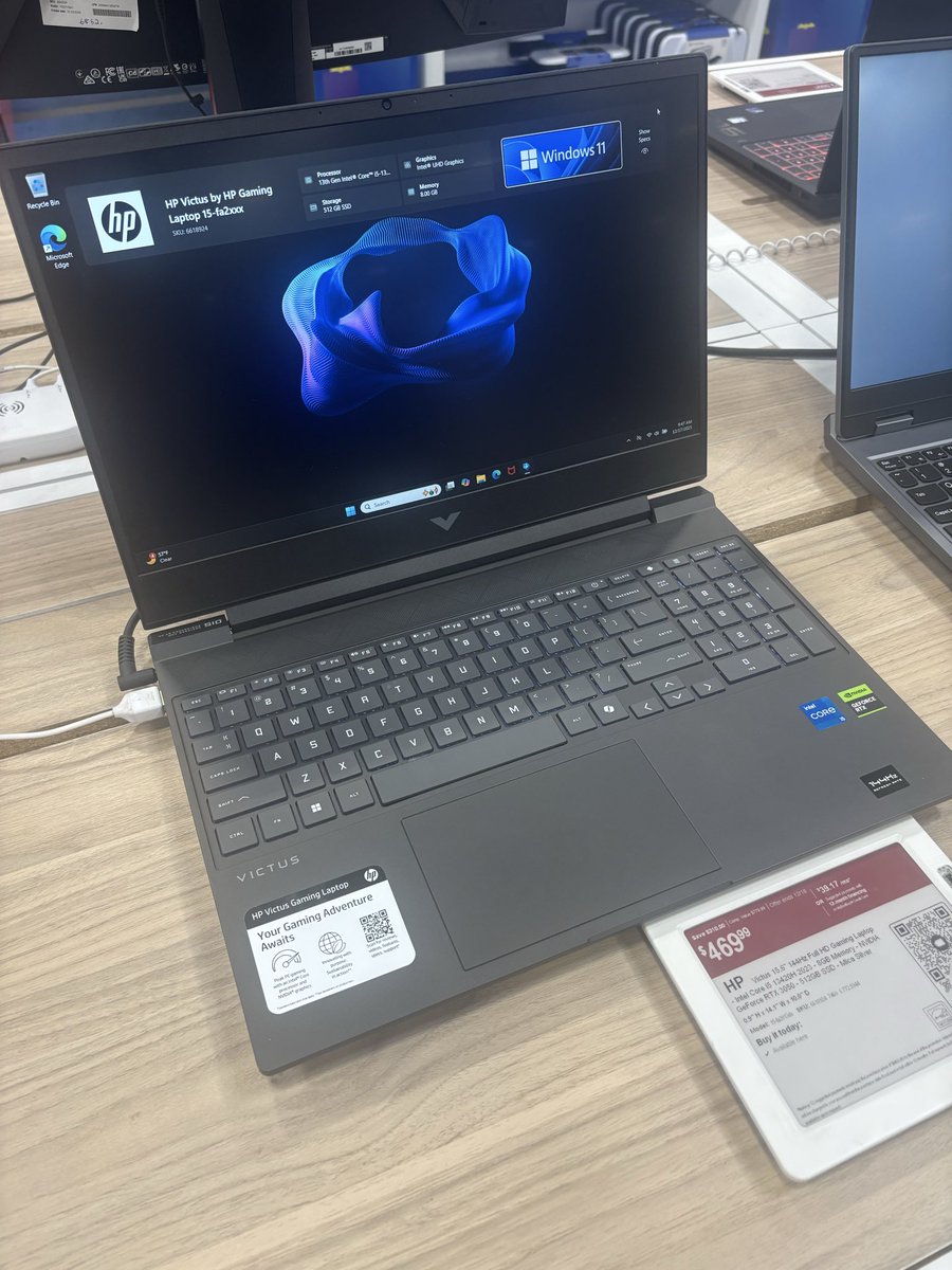 PrimalPablo's tweet image. I wanted to let @BestBuySupport know I had the worst experience @BestBuy Sunset Galleria in Henderson NV.  Associate would not honor price that changed in front of our eyes. A $310 increase within minutes on the price screen. We walked out. #fraud #deception