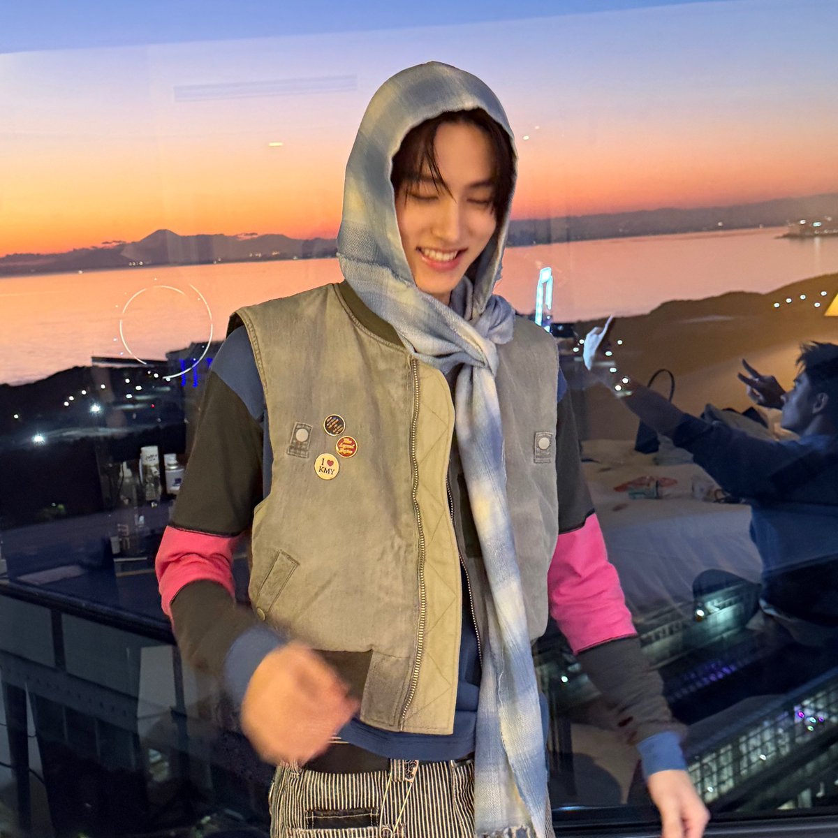 cortisrecords's tweet image. please never lose your smile hyeonie 🥹