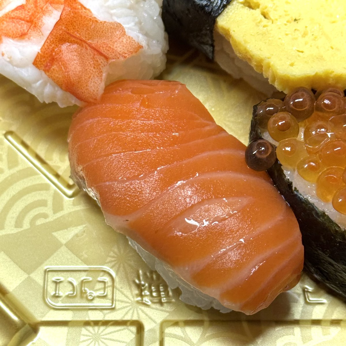 さてクリスマスにはサーモンを（遅いっ）