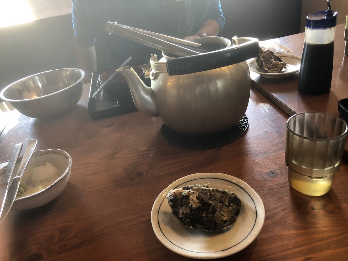 shirasuya_3's tweet photo. 牡蠣食ったので当たる前にパチンコ当てときました（年末年始収支カウンター＋94,000） https://t.co/R9CMGBalcb