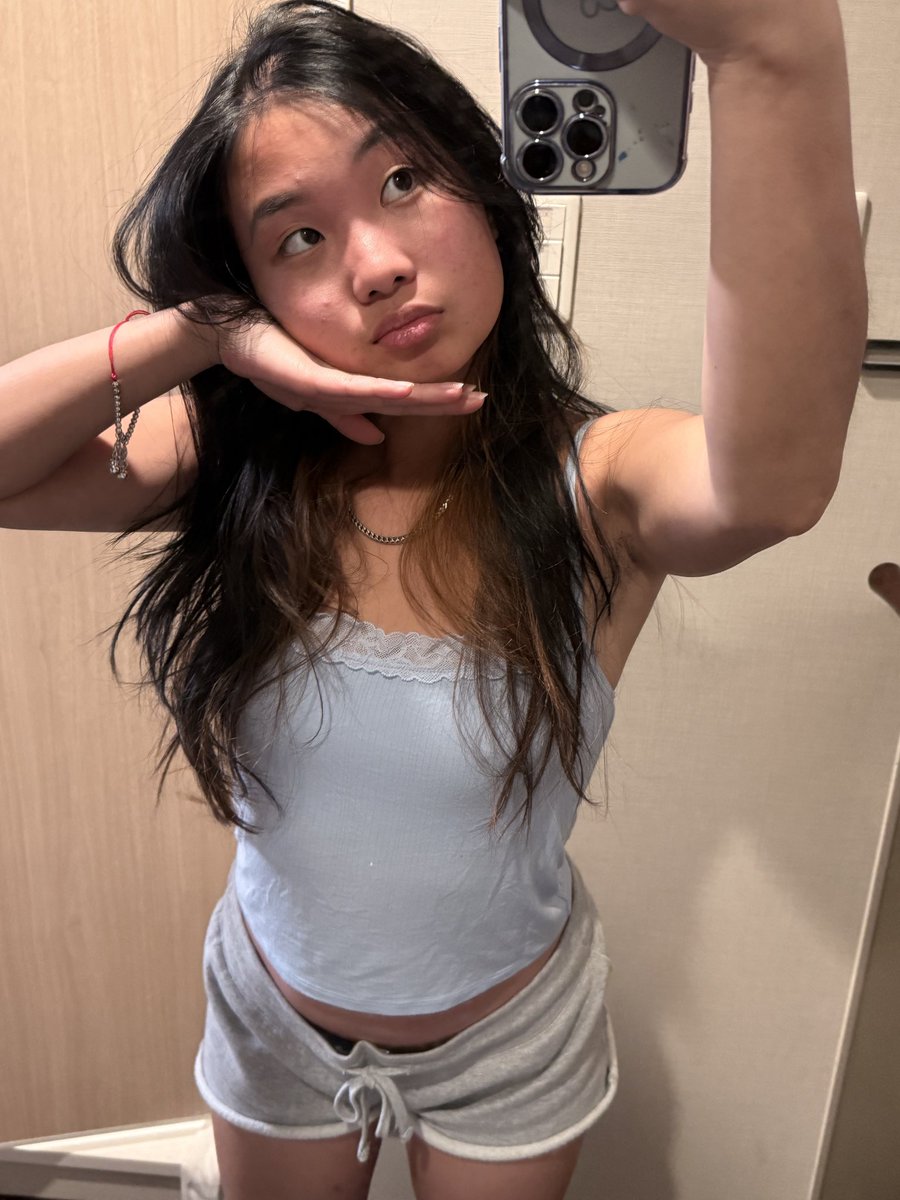 millie_succubus's tweet photo. Can you tell this is the face of a big, fat goonette? https://t.co/s4by01jN6e