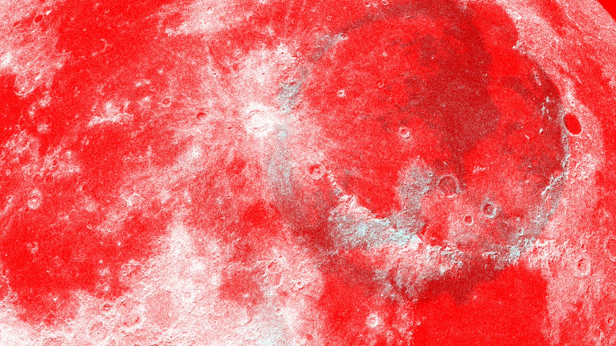 weareoneEXO's tweet image. It’s full of red