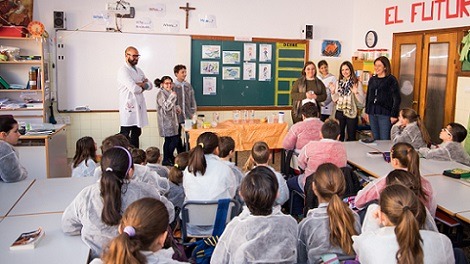 AiguesCullera's tweet photo. 🌱 Conocer el valor del agua es el primer paso para cuidarla.

💧 Desde Aigües de Cullera impulsamos acciones de educación ambiental para sensibilizar sobre su uso responsable.

https://t.co/EDqOmjIBQN

#EducaciónAmbiental #CulturaDelAgua #AigüesDeCulleraContigo https://t.co/dLS4xV7gAX