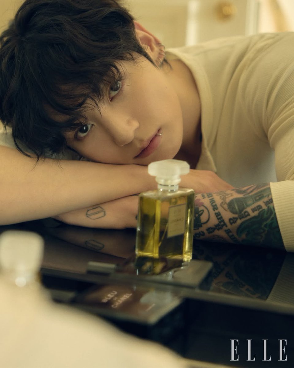 #Jungkook for ELLE Korea 2026 Issue (4)

(instagram.com/p/DS19dHgkad1/…)
#JungkookxElleKorea
#JUNGKOOKxCHANELBEAUTY