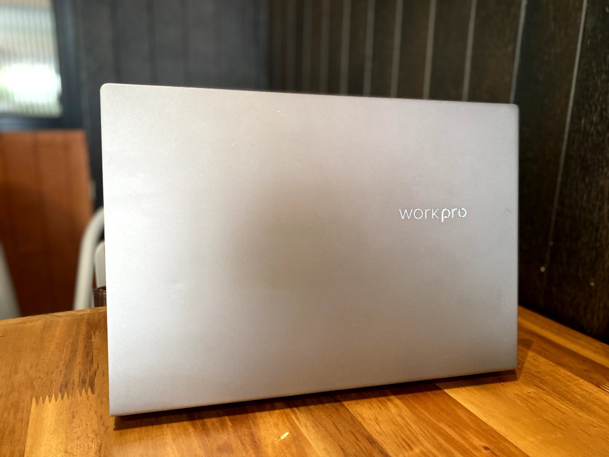ash_snuff's tweet photo. WTS/ dijual cepat laptop advan workpro.
Spesifikasi i5 RAM: 8 GB (support upgrade) Storage: SSD 475 GB  Layar: 14 inci  Keyboard: berfungsi semua Konektivitas: WiFi, Bluetooth, USB, HDMI Baterai: Ok Lokasi Surakarta.
Harga: 1,3 nego tipis..
Alasan jual mau ganti yg baru. https://t.co/1AxtJP1gpF