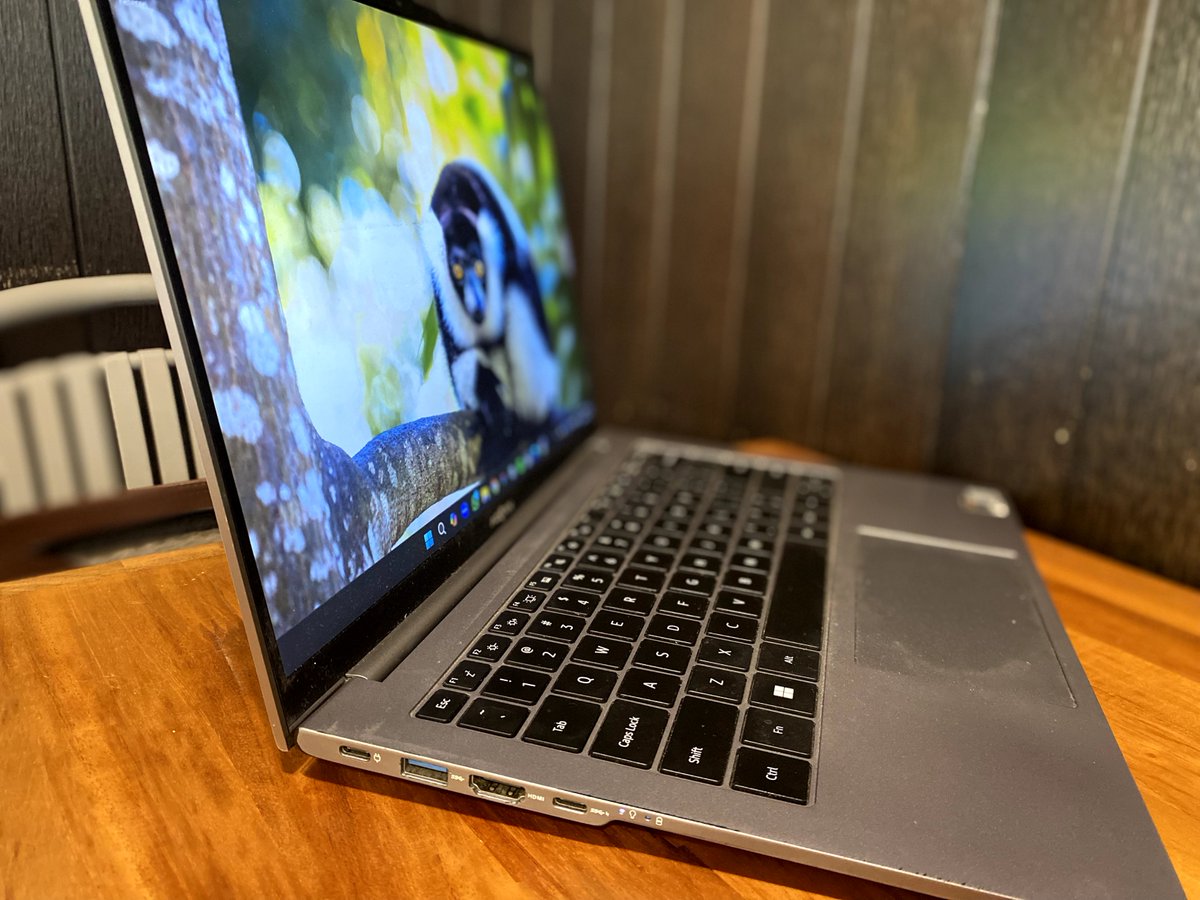 ash_snuff's tweet photo. WTS/ dijual cepat laptop advan workpro.
Spesifikasi i5 RAM: 8 GB (support upgrade) Storage: SSD 475 GB  Layar: 14 inci  Keyboard: berfungsi semua Konektivitas: WiFi, Bluetooth, USB, HDMI Baterai: Ok Lokasi Surakarta.
Harga: 1,3 nego tipis..
Alasan jual mau ganti yg baru. https://t.co/1AxtJP1gpF