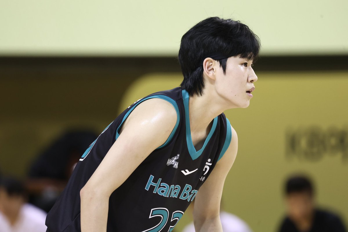 얼굴이진짜에바심……