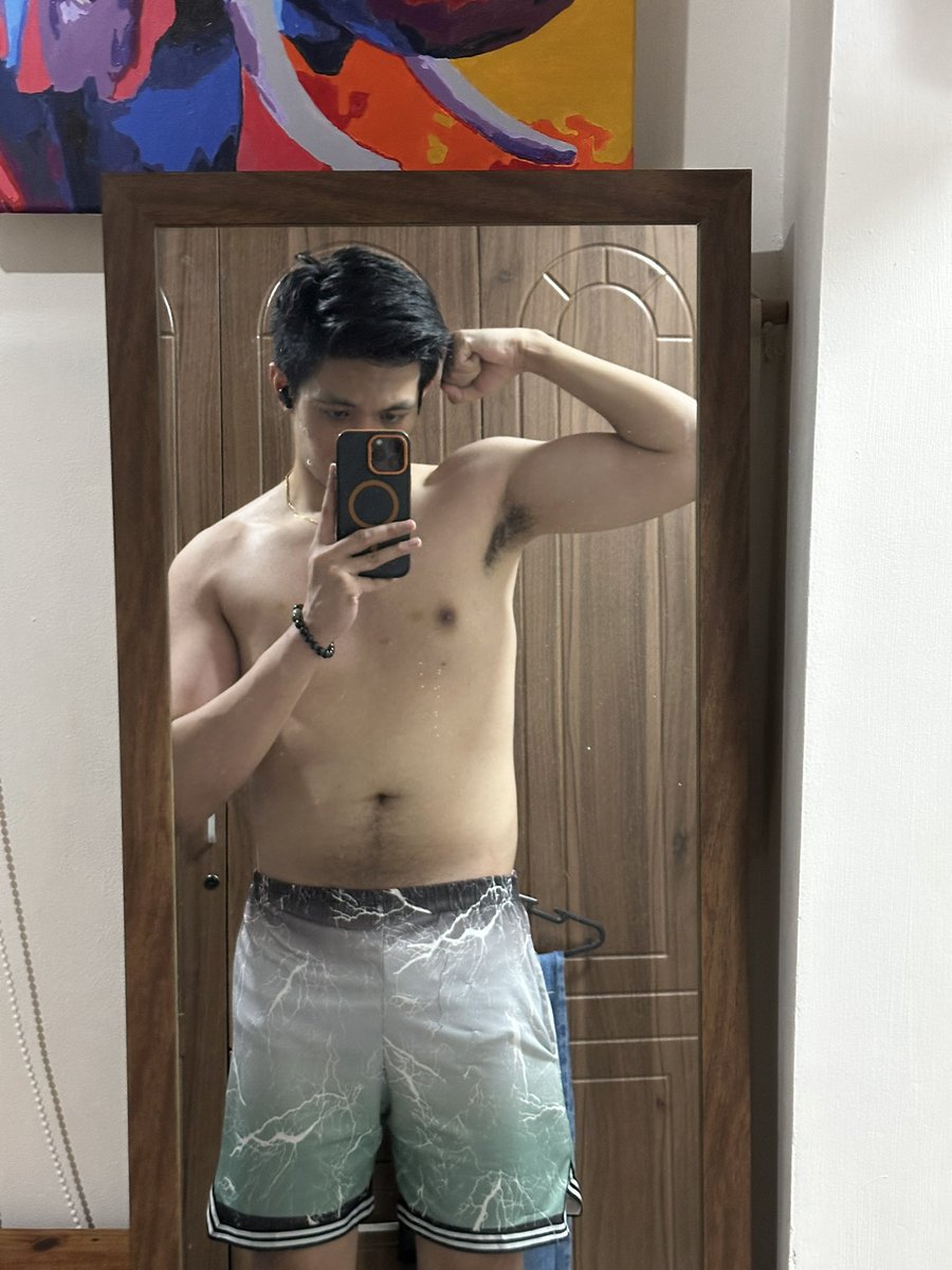 huntercodex's tweet image. 🦵 day