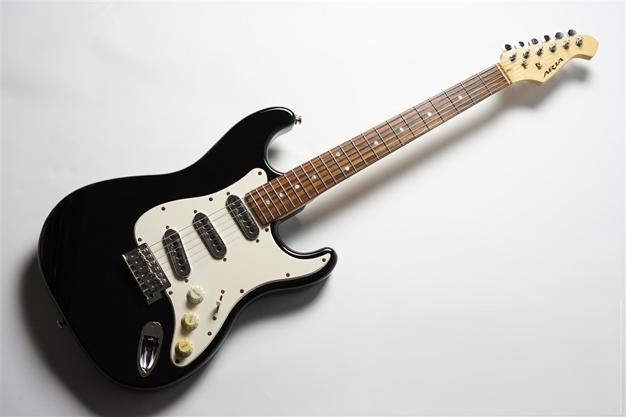 Does it sound like a Red Special? ARIAのストラトタイプ STG-CST