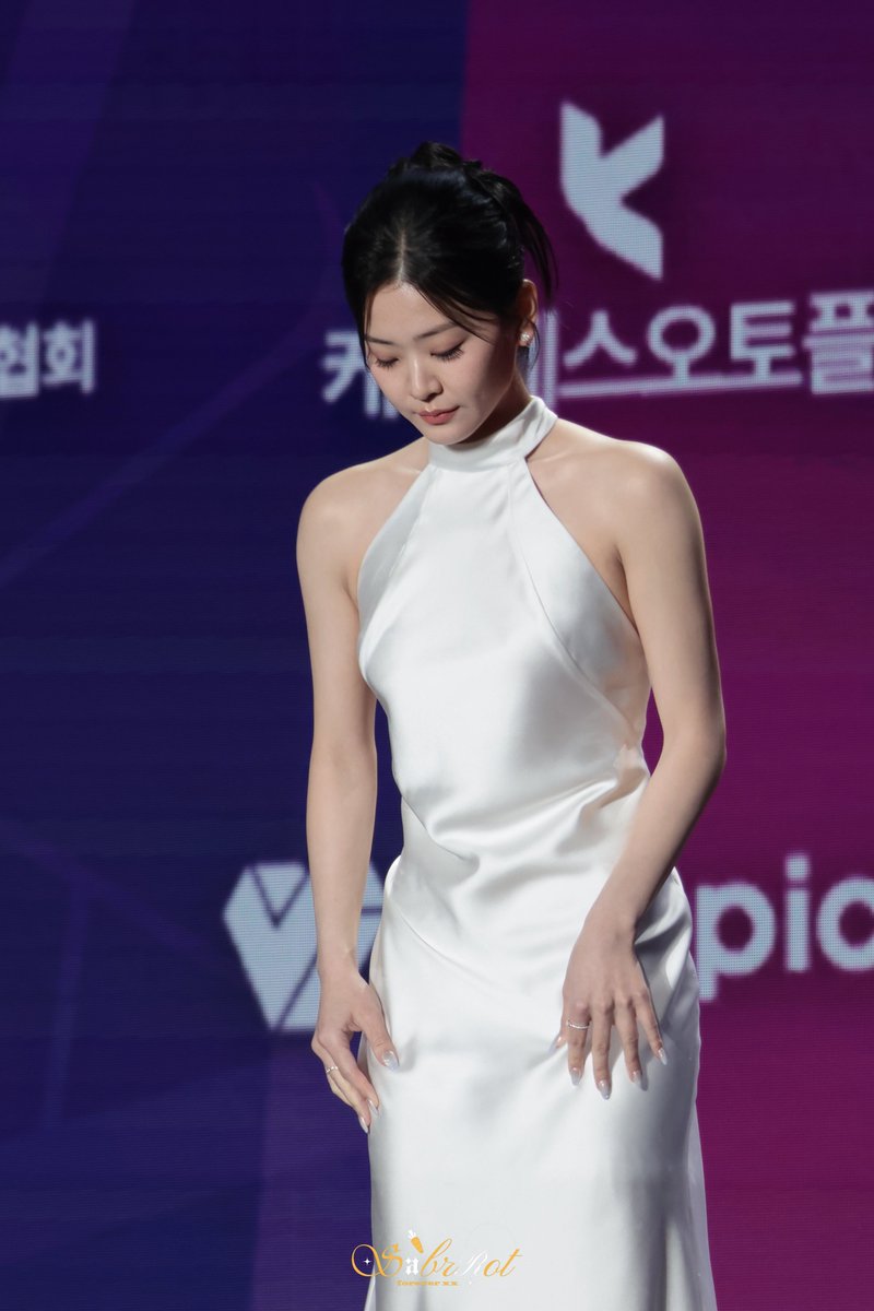 SabrRot_21's tweet image. 251229 APAN 시상식

🤍

@chungsubin47 
#ChungSubin #정수빈 #鄭受彬