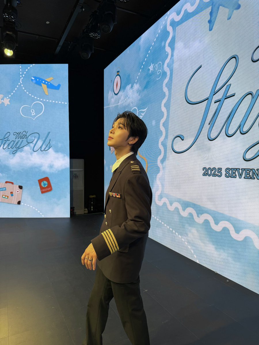 Stay with us✈️
따뜻한 연말 선물해줘서 고마워🤍