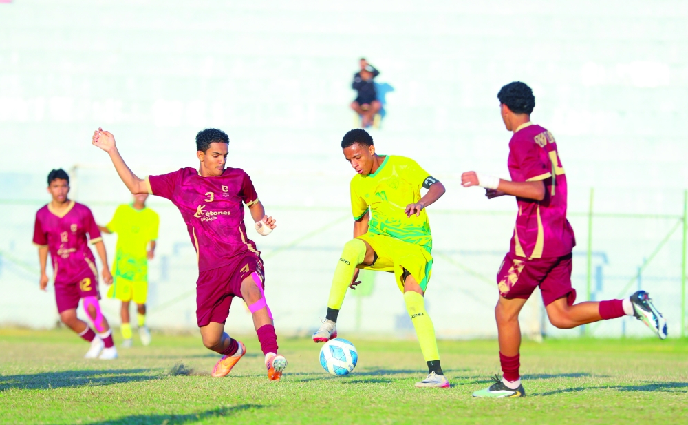 طموح يصطدم بتحديات.. ما مدى إسهامات الأندية في تطور كرة القدم العُمانية؟
#جريدة_عمان

 omandaily.om/article/1193427