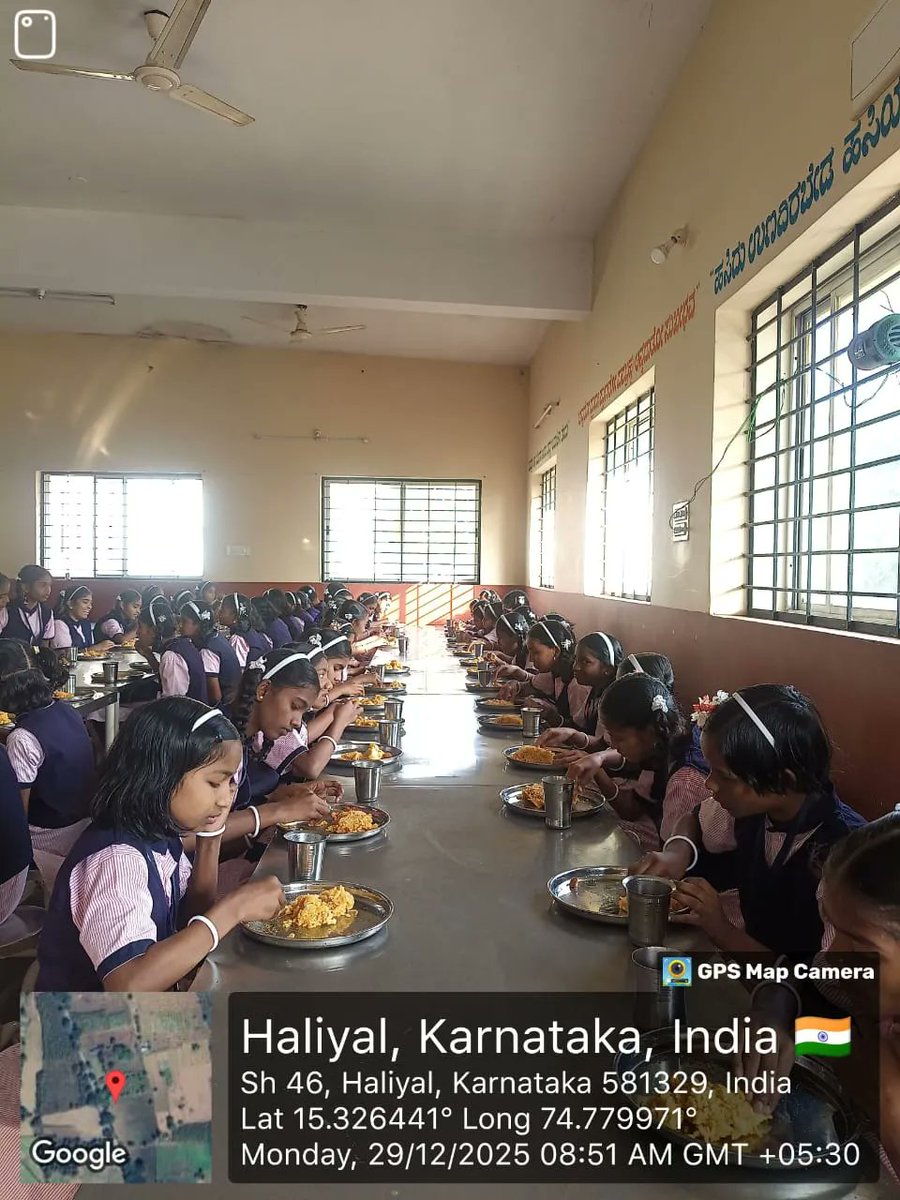 261mdrs's tweet photo. Morning Breakfast  #SocialAudit_SWDMeals #SocialWelfare_Karnataka https://t.co/GxwDUYJvug