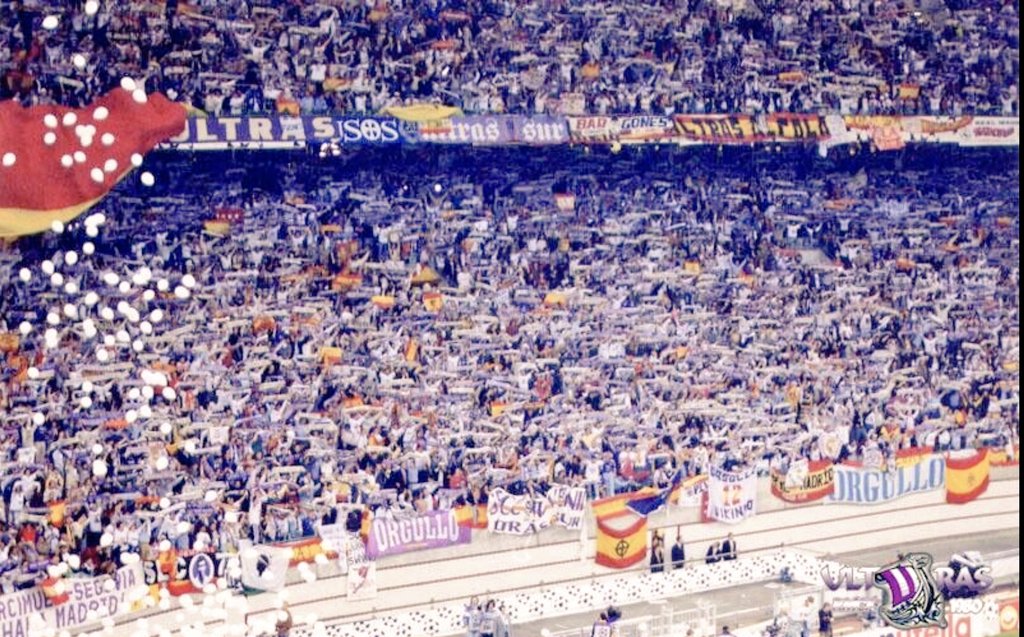 1997/98 Juventus - Real Madrid.

Amsterdam es invadida por la afición madridista.