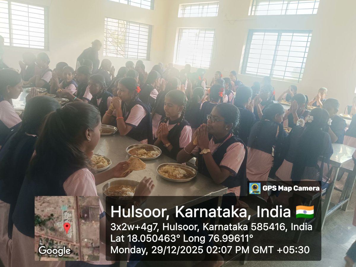 PrincipalMDRS's tweet photo. Lunch #SocialAudit_SWDMeals #SocialWelfare_Karnataka https://t.co/qCGXz19Xhi
