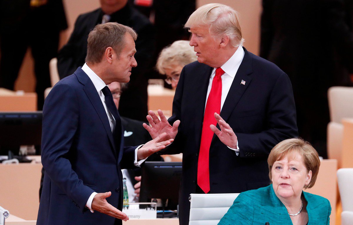 💬Premier <a href="/donaldtusk/">Donald Tusk</a>, najwybitniejszy premier w historii III RP.
Szef Rady Europejskiej, polityk światowego formatu, który wrócił, by uratować Polskę przed dryfem w stronę autorytaryzmu i scenariuszem węgierskim. 
Jestem z Donaldem Tuskiem. 🇵🇱🇪🇺