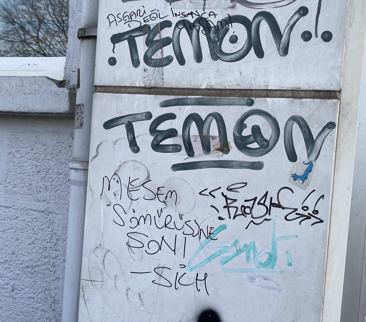 MESEM SÖMÜRÜSÜNE SON!

2025 yılında bu güne kadar en az 91 çocuk iş cinayetine kurban gitti. Bu bir kaza değil, sistemli bir çocuk emeği sömürüsüdür. 

MESEM derhal kapatılsın!