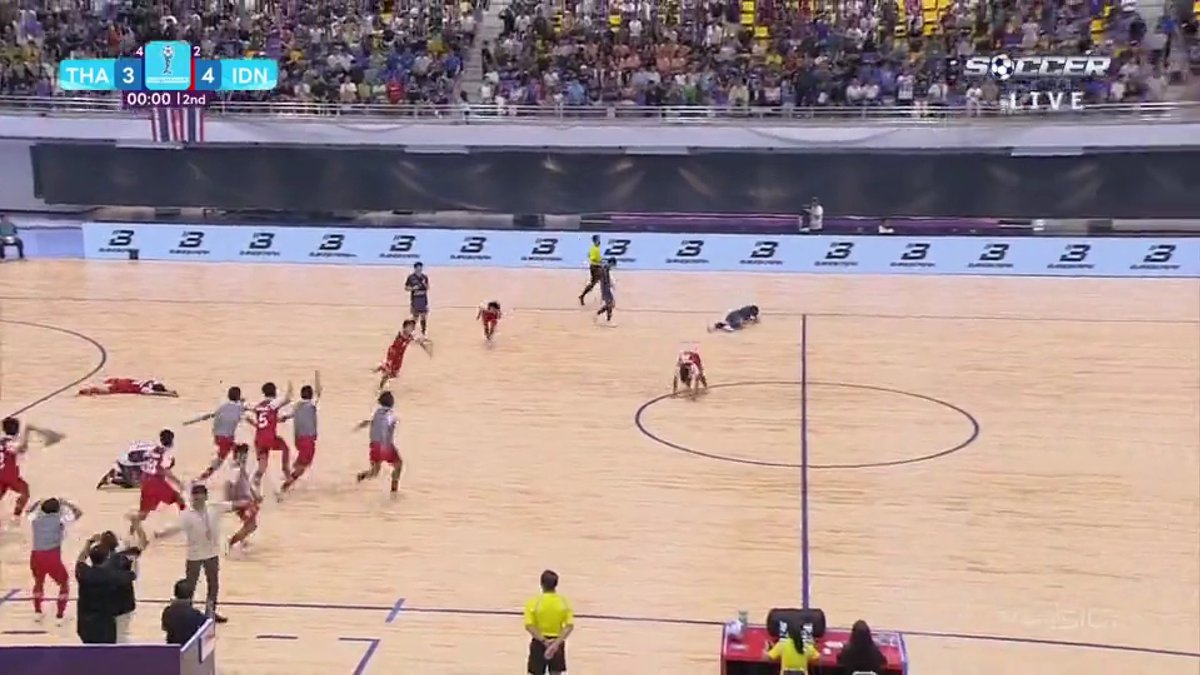 AFF U16 Boys Futsal Championship
FT | Thailand 3–4 Indonesia

INDONESIA BEAT THE HOSTS AND ARE AFF U16 FUTSAL CHAMPIONS! 🏆🔥