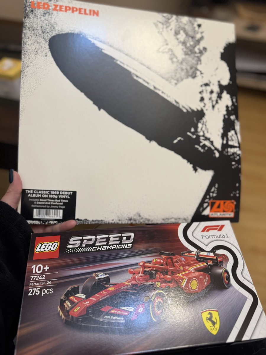 kitron_'s tweet image. Էս տարվա secret santa-ն տոոոոպ