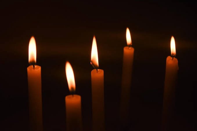 Fem liv. Fem människor som aldrig kom hem.

Olika platser. Olika omständigheter.

Bakom varje rubrik finns ett liv som älskades, någon som saknas, familjer som för alltid är förändrade.

Vila i frid. 🕯️🕯️🕯️🕯️🕯️