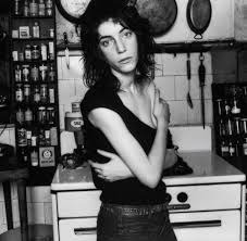TheExtremeMusi1's tweet image. 79 years old today: Patti Smith.